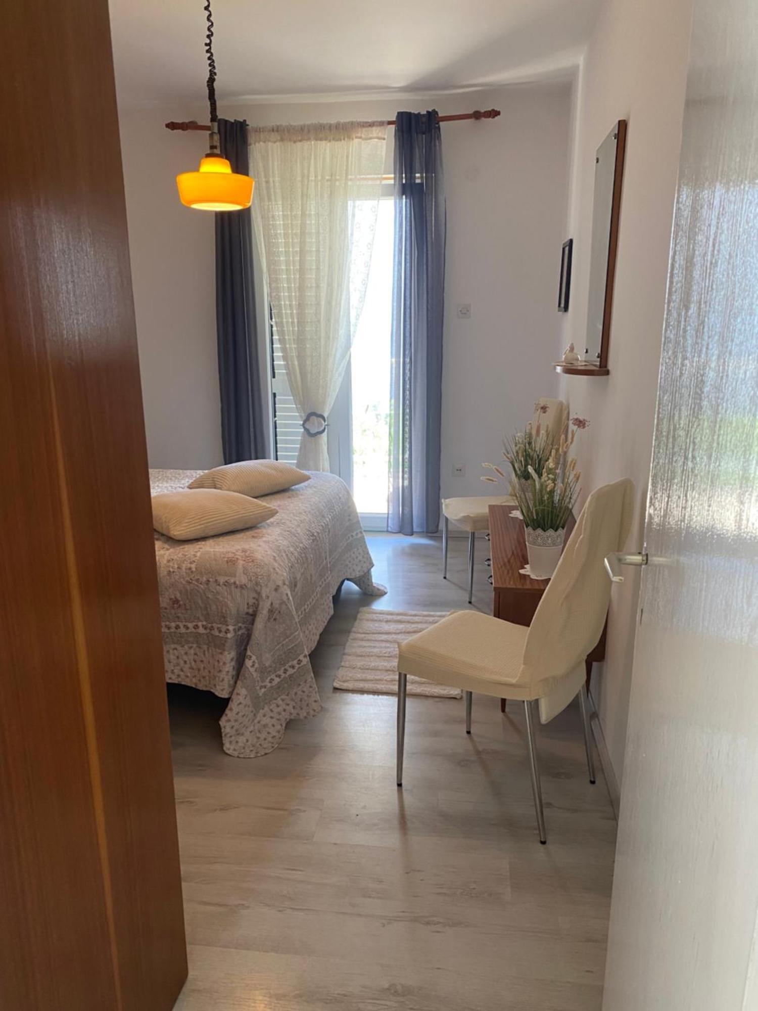 Apartmani Kate Stari Grad  Exteriér fotografie