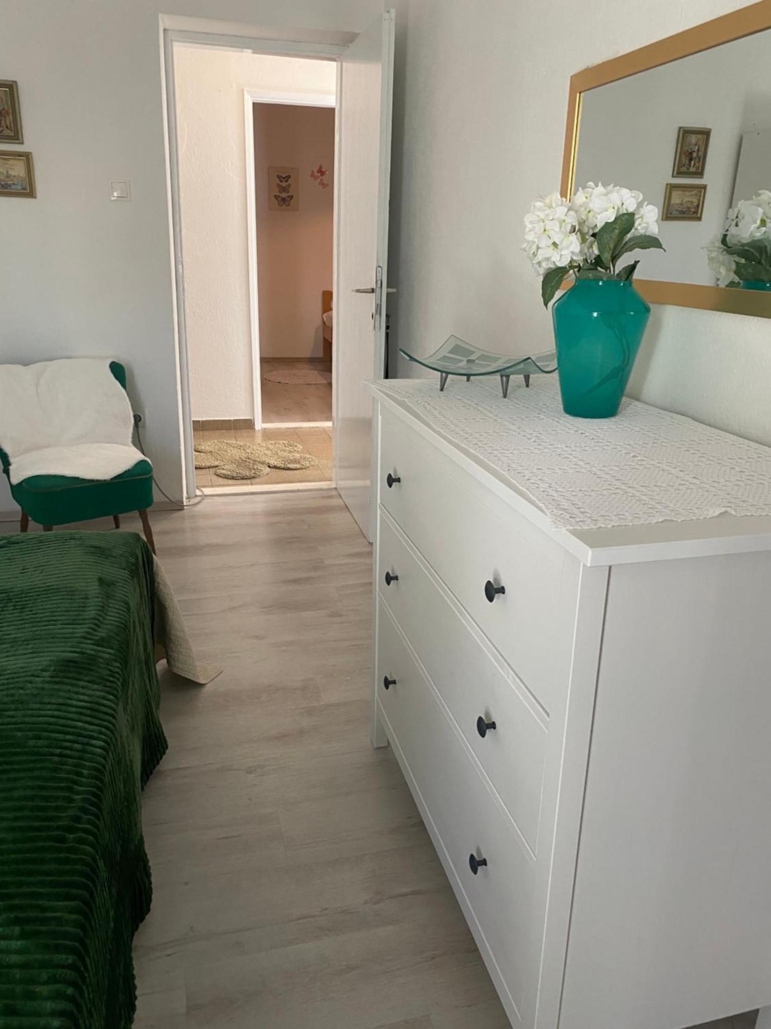 Apartmani Kate Stari Grad  Exteriér fotografie